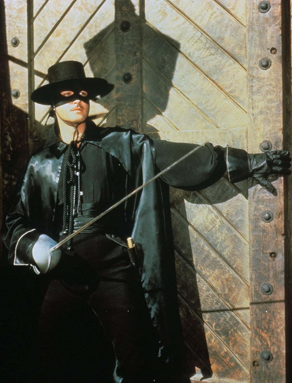 Zorro I Die komplette Serie [14 DVDs] - Holzbox Edition - Lim. 2000